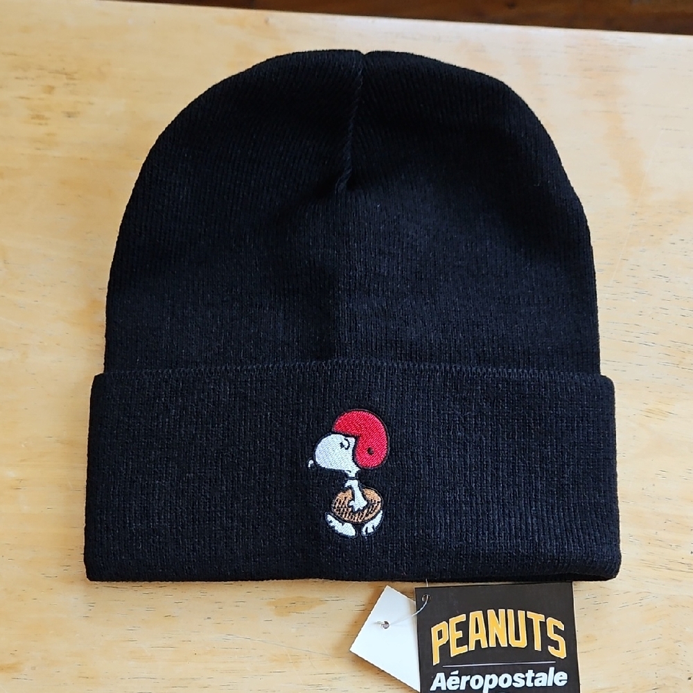 Aeropostale Black Beanie with Football Snoopy